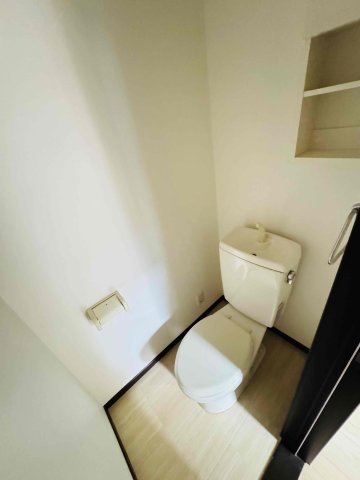 エストレヤ荒川のトイレ写真