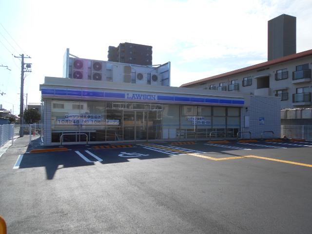コンビニ　ローソン 姫路伊伝居店（コンビニ）まで657m
