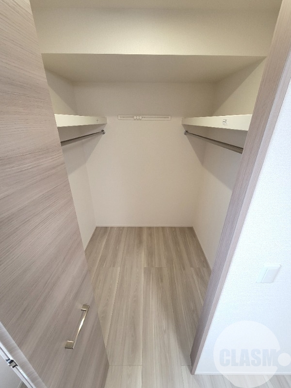 収納　ウォークインクローゼット