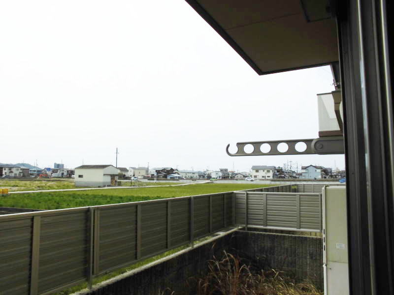 バルコニー　テラス