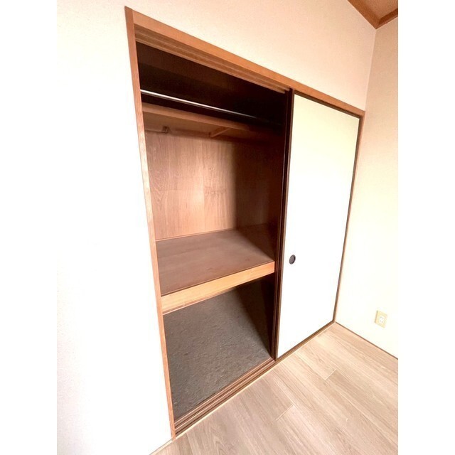 収納　南洋間収納