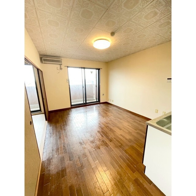 居室・リビング　日当たり良好なＬＤＫです♪