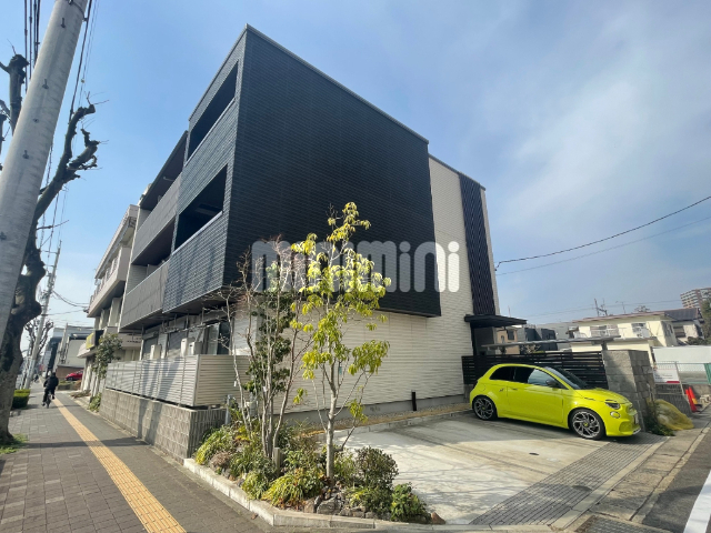 建物外観　ＺＥＨ対応物件