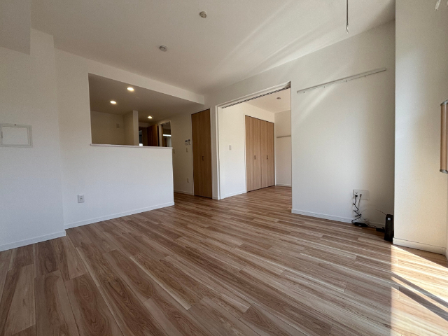 居室・リビング　※建設中※同室タイプ備品除く※建設中※同一タイプ備品除く