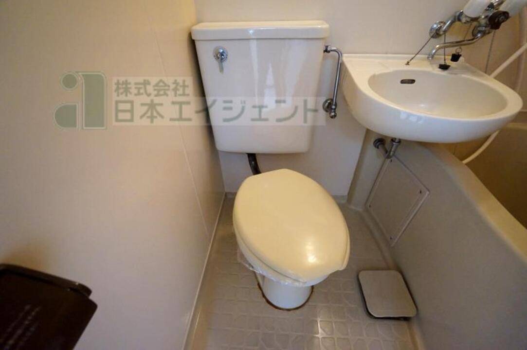 トイレ　トイレ