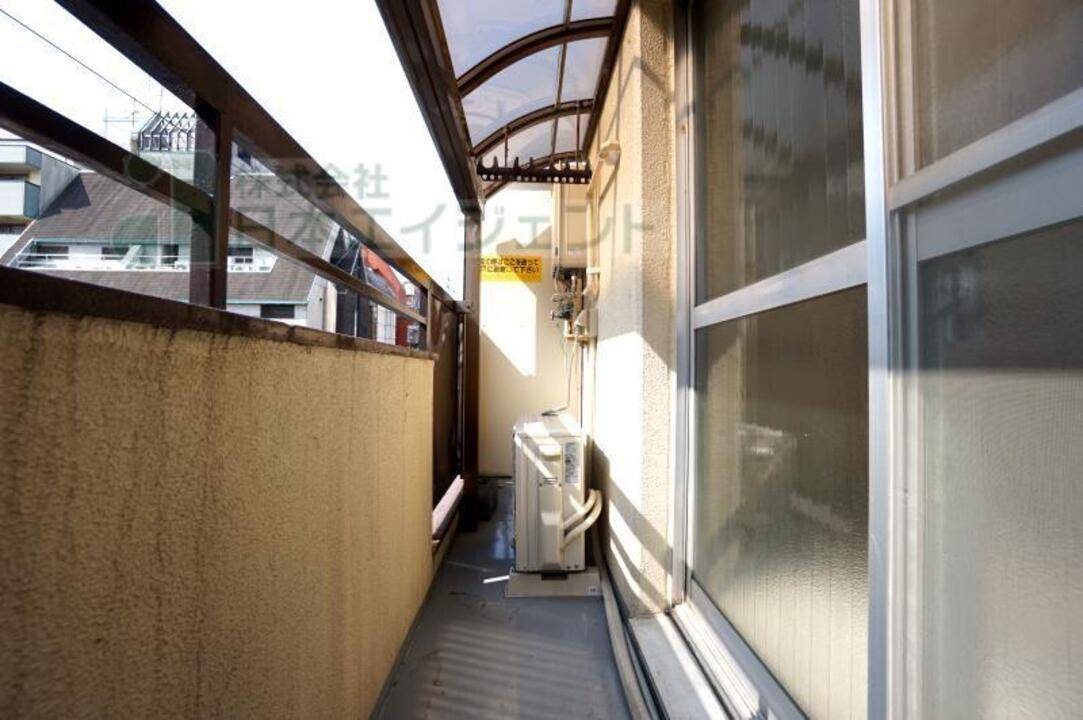 バルコニー　バルコニー