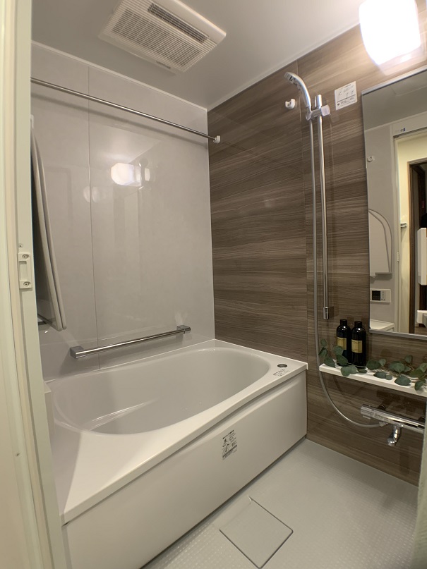 バス・シャワールーム