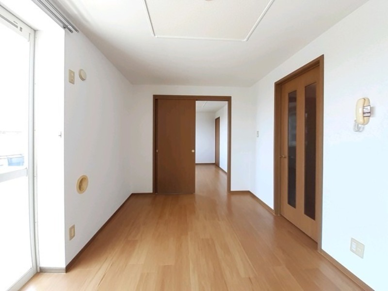 居室・リビング　図面と現状に相違がある場合には現状を優先