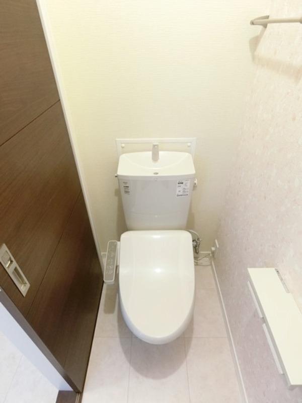 トイレ　図面と現状に相違がある場合には現状を優先