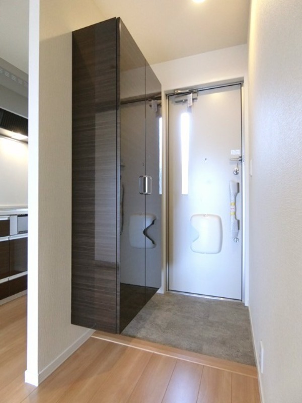 玄関　図面と現状に相違がある場合には現状を優先