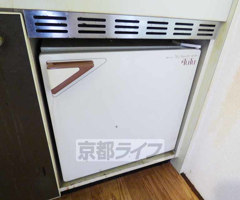 その他設備　備付冷蔵庫あります。