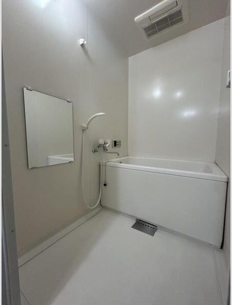 バス・シャワールーム　初期費用分割可★ご希望の場所まで無料送迎サービス付♪