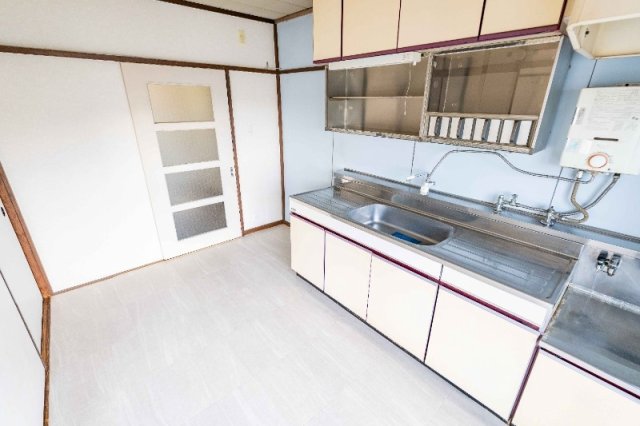 居室・リビング　開放感のあるゆったりとしたお部屋です♪