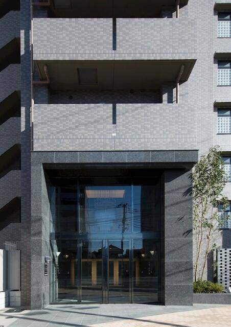 エントランス　オートロック完備