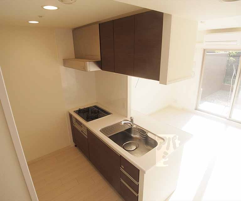 キッチン　１０７号室写真