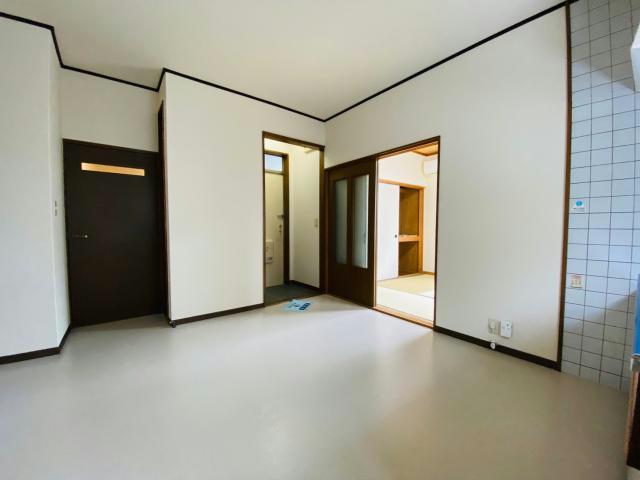 居室・リビング　※同型別号室　現況優先