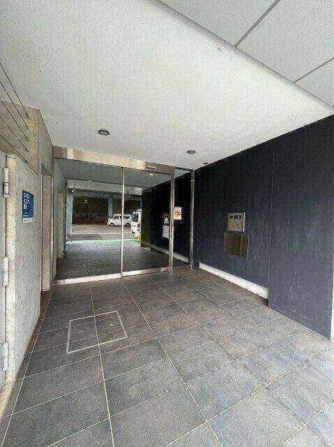 エントランス　角部屋です