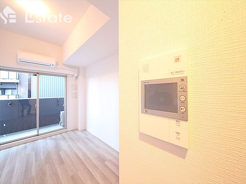 セキュリティ　モニター付きインターホン