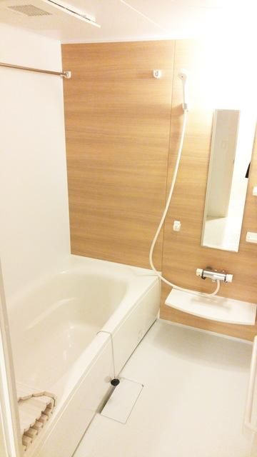 バス・シャワールーム　★１フロア２世帯★