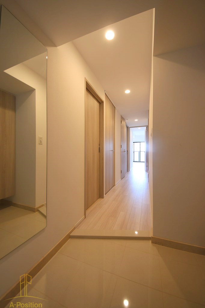 玄関　レジュールアッシュ谷町四丁目グランクラス