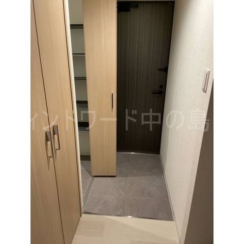 玄関　詳細は、ウィンドワード中の島店までご相談下さい。