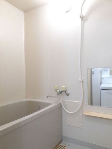 バス・シャワールーム　日々の疲れを癒すお風呂付です