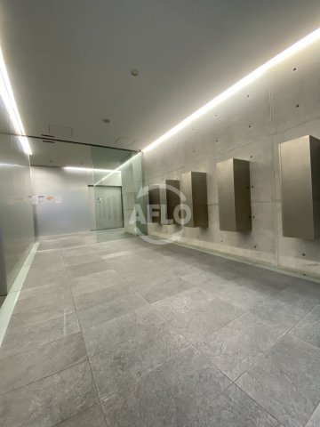 ロビー　Primavera Nishi Shinsaibashi（プ