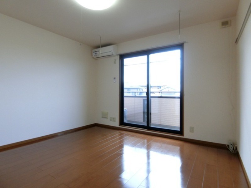 居室・リビング　図面と現状に相違がある場合には現状を優先