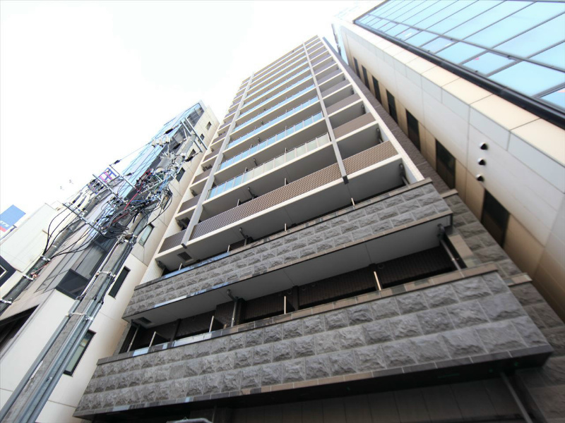 建物外観　外観　宅配BOX　防犯カメラ　オートロック　分譲賃貸