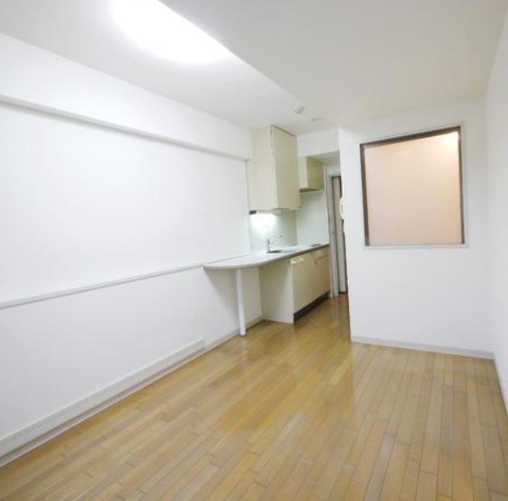 居室・リビング　別部屋内装写真