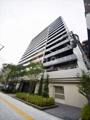 建物外観　イニシアブランなんば　分譲らしい高級感ある外観
