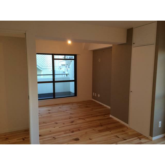 居室・リビング　角部屋でバルコニーは２面あります
