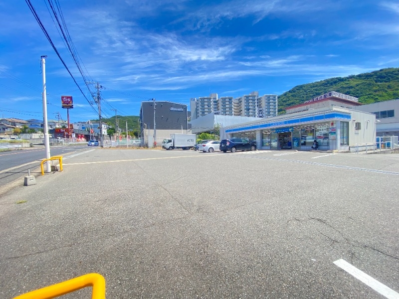 コンビニ　ローソン垂水朝谷町店（コンビニ）まで2162m