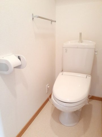 トイレ　ゆったりとした空間のトイレです