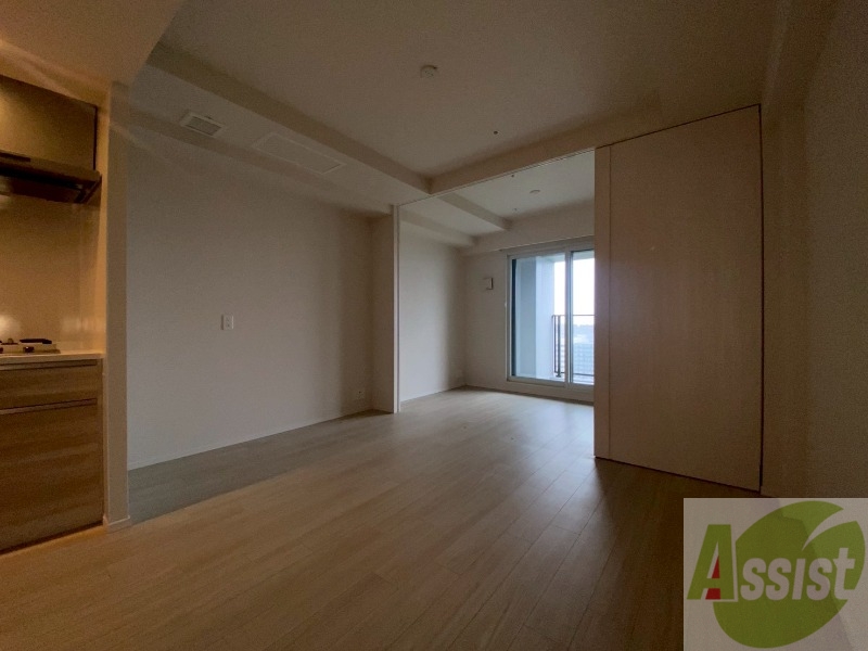 居室・リビング　広くてキレイなお部屋が広がっていて、充実した生活が送れそう。