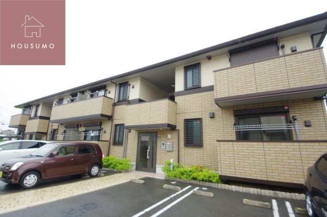 建物外観　こまごまとしたものを収納できそうですね