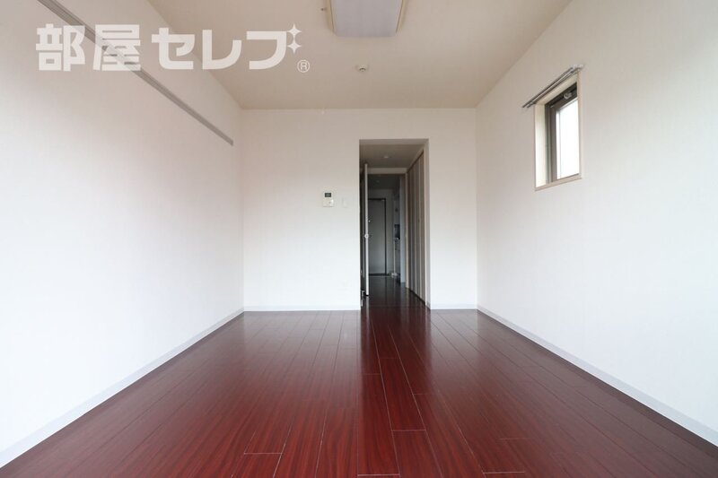 その他部屋・スペース　角部屋の写真を参照