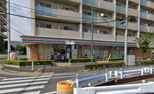 コンビニ　セブンイレブン 鎌ヶ谷総合病院前店（コンビニ）まで1379m