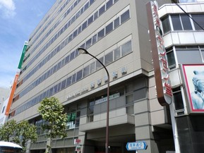 銀行　ゆうちょ銀行浅草店（銀行）まで1061m