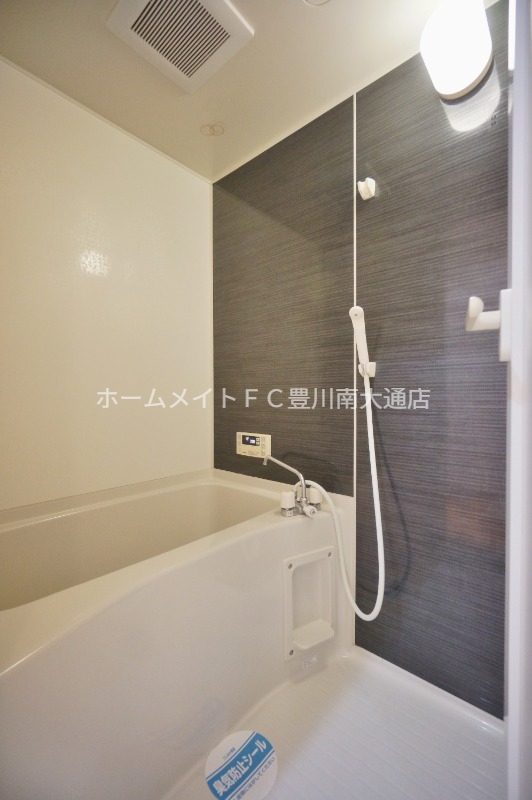 バス・シャワールーム　同型別部屋写真