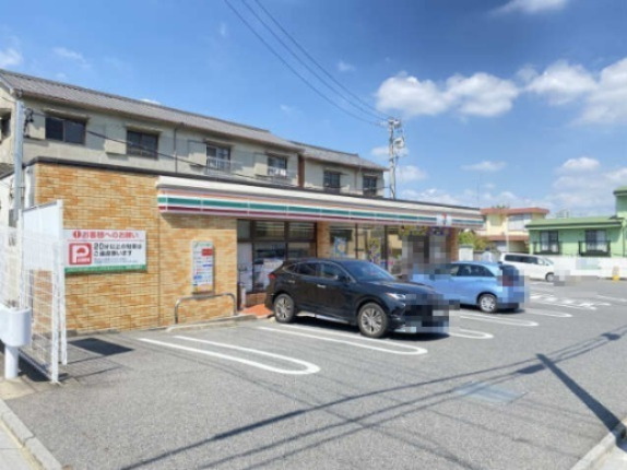 コンビニ　セブンイレブン名古屋神村町2丁目店（コンビニ）まで606m