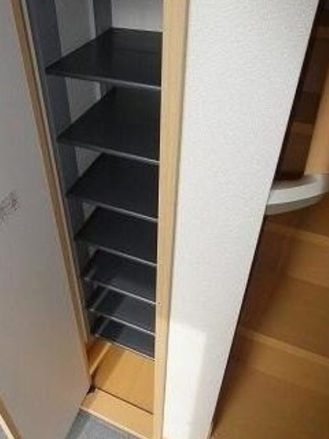 玄関　シューズボックス付き