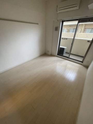 居室・リビング　※写真は同じマンションの違う部屋のものになります。