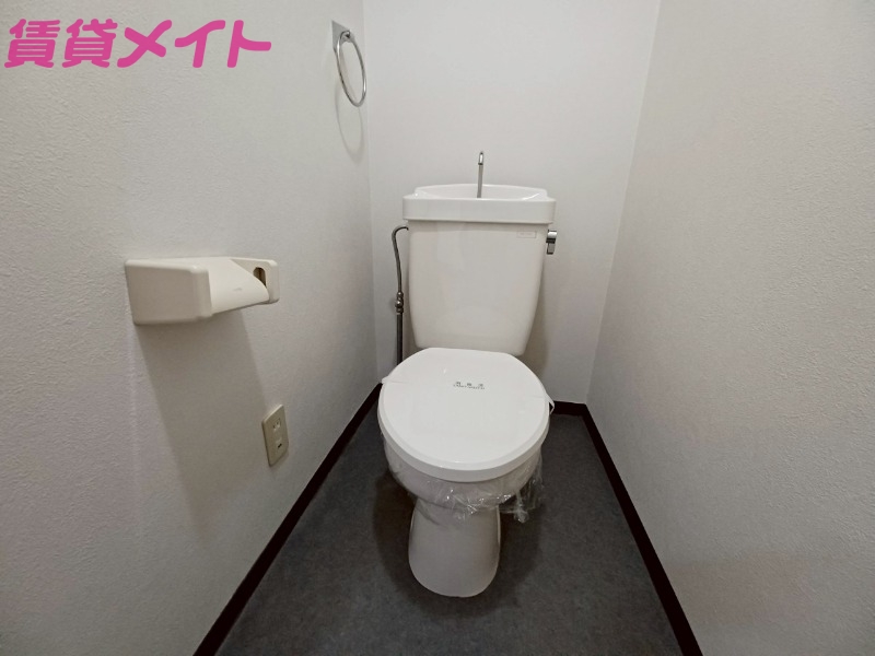 トイレ　別部屋参考写真です