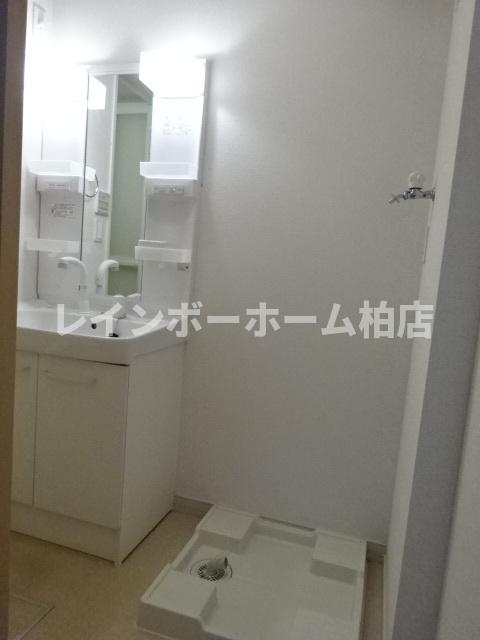 その他設備　室内洗濯機置き場です