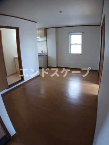 ＪＲ高崎線 新町駅 徒歩65分 2階建 築29年の居間写真