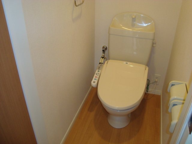 トイレ　ウォシュレットトイレ。
