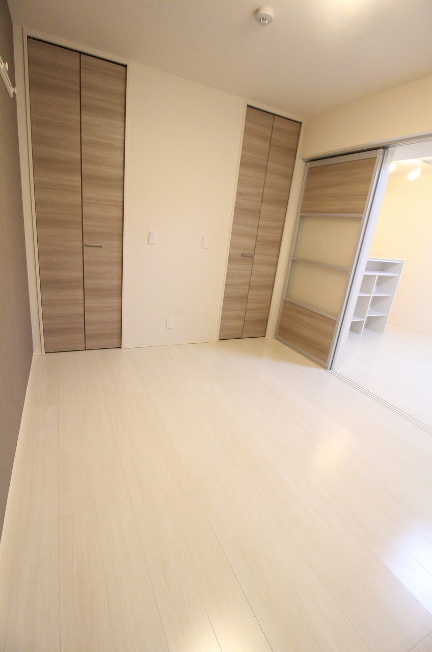 玄関　別タイプのお部屋の写真です