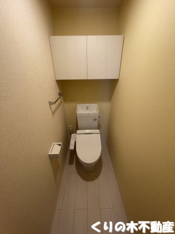 トイレ　清潔感のあるトイレです