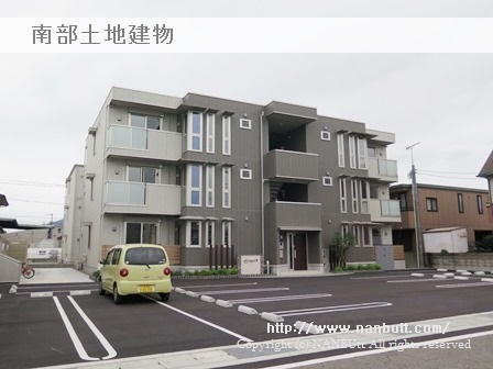 建物外観　2017年9月築☆築浅です♪